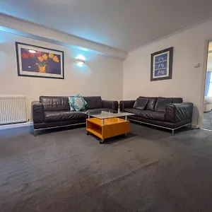 Sophisticated Luxury 2 Bedroom In Mayfair H5