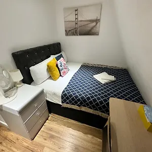 Euston Private Bedrooms 119a 1-4