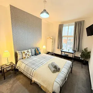 Guest house 10 Minutes To Vaux London