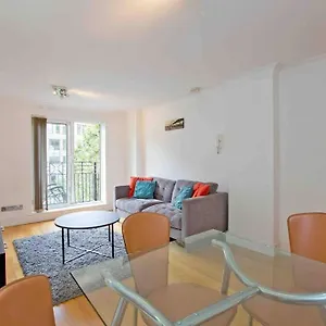 Apartment Cosy 1 Bed Globe View St Pauls *
