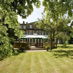 Glenlyn & 3* Barnet