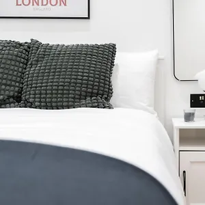 Luxury 2 Bedroom In *