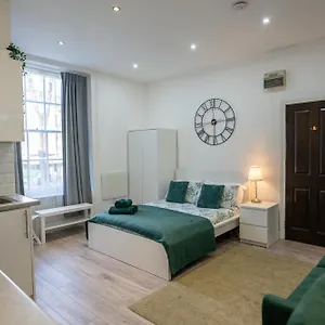 Beautiful Flat In Hackney Next To Overground Station Apartment *