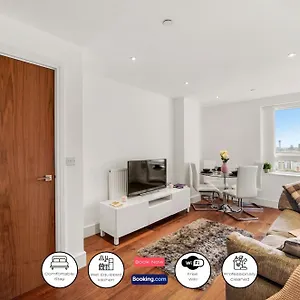 Entire 1 Bedroom Short Term & Flexible Renting Canary Wharf With Free Wifi Apartment *
