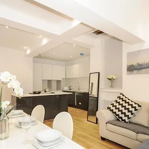 41 Pirbright Rd * London