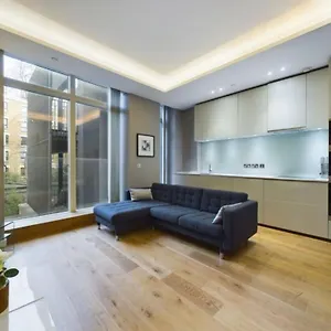 Covent Garden Entire Modern Classic Flat 62sqm Sleeps 5 Apartment
