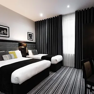 The W14 Kensington Hotel 4*