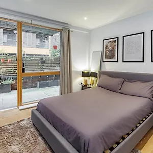 Apartment Cozy 2 Bedrooms, Devons Rd Dlr *