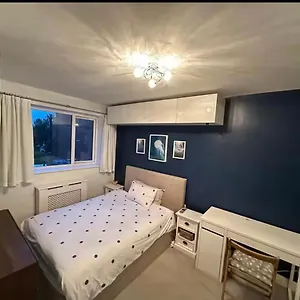 Guest house In London