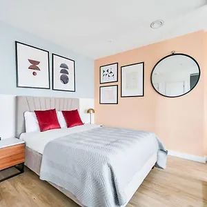Apartment Sky Near O2, Olympic Stadium Canary Wharf *