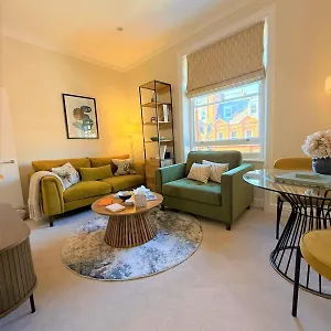 Knightsbridge Stylish 1 Bed Mins From Harrods * London