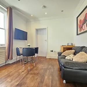 Apartment Hub 2 Bedroom In Paddington *