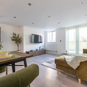 The Haven-cozy Luxury Flat In Crayford