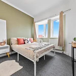 Retreat 2 Bed Beauty Apartment Twickenham