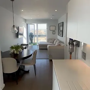 Londwell, Kings Cross St Pancras Luxury Balcony Penthouse London