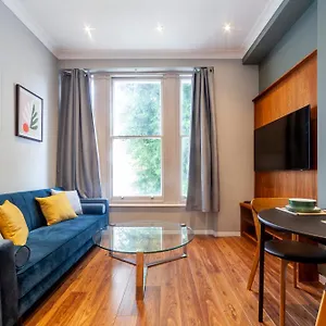 Apartment Brilliant 1br Flat, Lakeside Rd, 5 Min To Tube