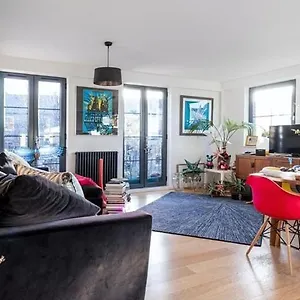 Apartment Lovely Loft Style Flat In N16