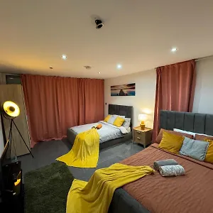 Apartment Spacious 2 Bedroom Flat In Tower Bridge! E1 London