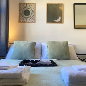 Cosy Flat By King's Cross Apartment London
