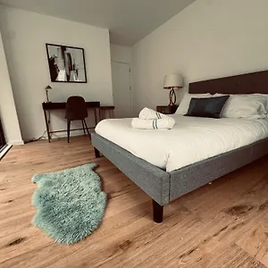Brand New Spacious 3 Bed With Terrace In Shoreditch Apartment *