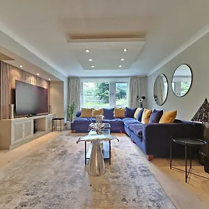 Luxury 2 Bedroom