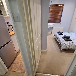 Apartment Cosy & Quiet In