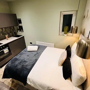 Luxury Centre London Flats, Ideal For Tourists Apartment