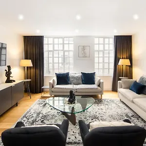 5 Mins Walk To Bond Street, Marylebone Mews