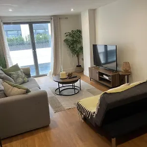 Apartment Bright And Modern 3 Bed Hyde Park