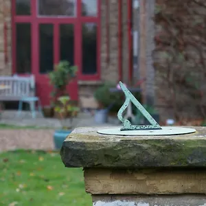 Bed & Breakfast At Ealing