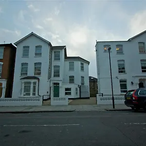 Gloucester Hotel