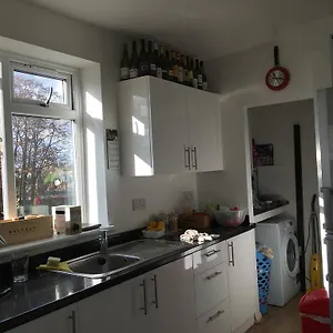 Guest house Italian London