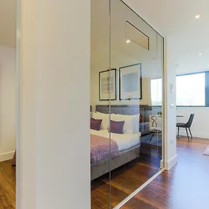 Swiss One Apartment