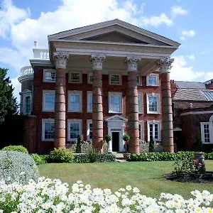 Hotel Hendon Hall 4*