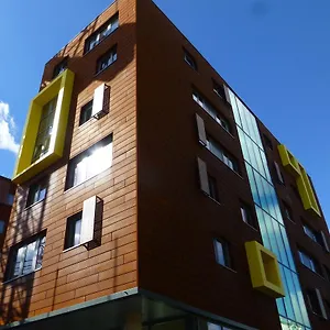 Daniel Defoe Hall Of London