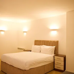 Anlaby Apartment London