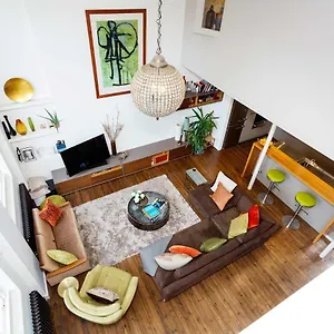 Veeve - A Higher Perspective Apartment London
