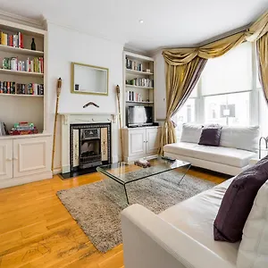 Charming House Fulham * London