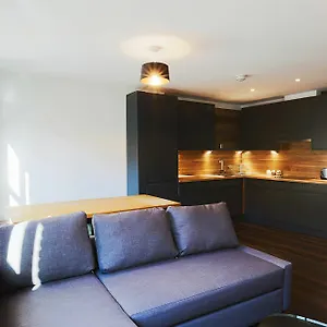 Rojen Liverpool Street Apartment London
