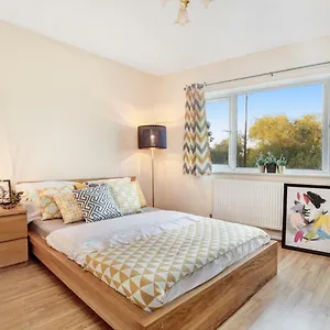Guest house Charming In The Heart Of Chiswick London