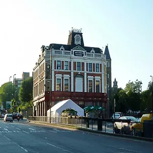 101 Aparthotel