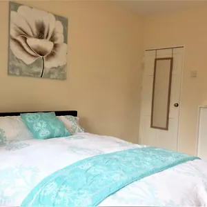 Welstead House Homestay *