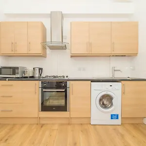 Pml Edgware Road Apartment