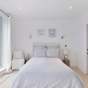 Guest house Tower Bridge Lux-townhouse London