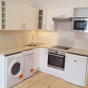 Apartment Luxury One Bed Next To Hyde Park London
