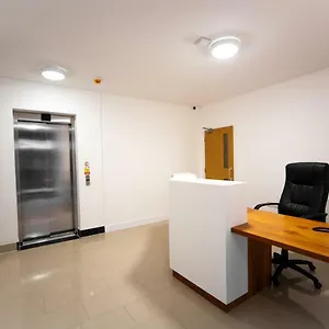 Apartment Somerville London Heathrow *