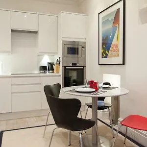 Unique Marble Arch Apartment *