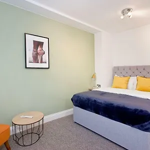 Interlude House C By Living Holiday home *