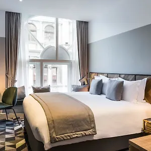 Victory House Leicester Square Hotel Londra