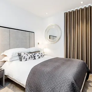 Luxury 1 Bedroom Battersea Power Station Apartment *
